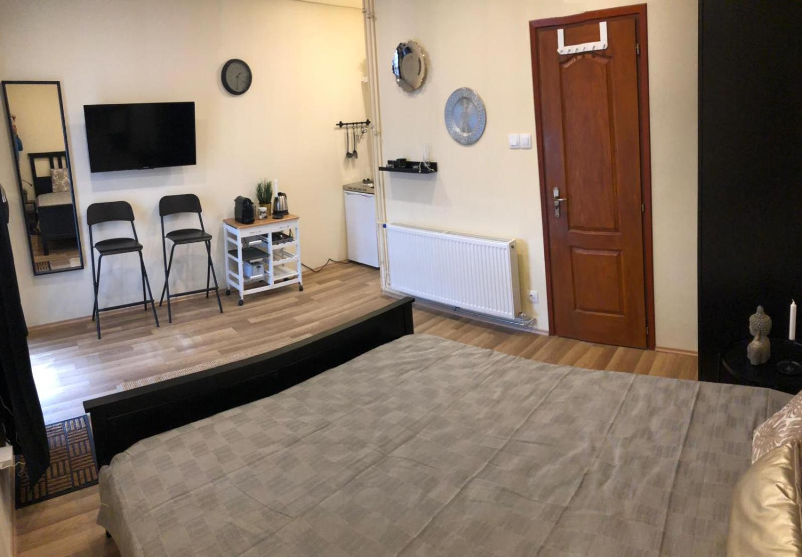 Black & White Apartments • Black Eger Esterno foto